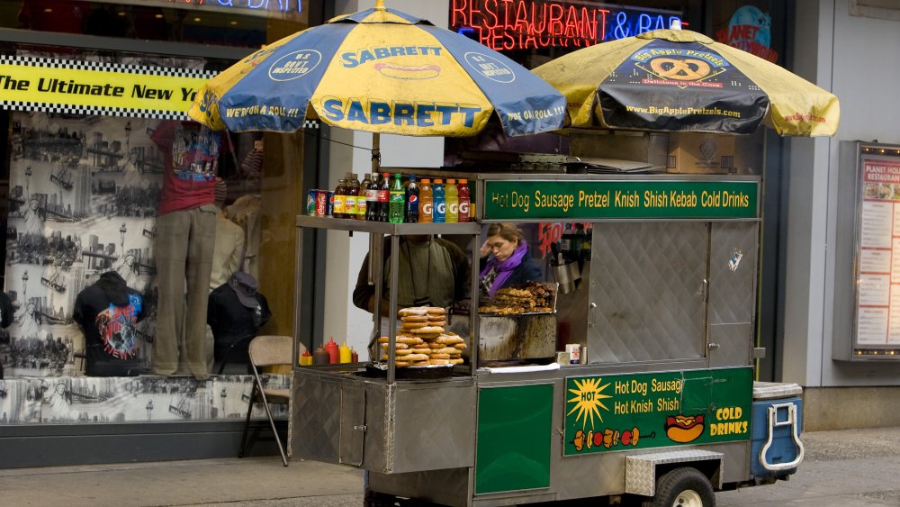 New York hot dog cart