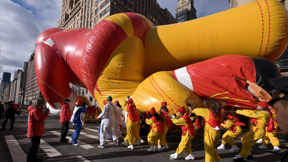 ronald mcdonald balloon