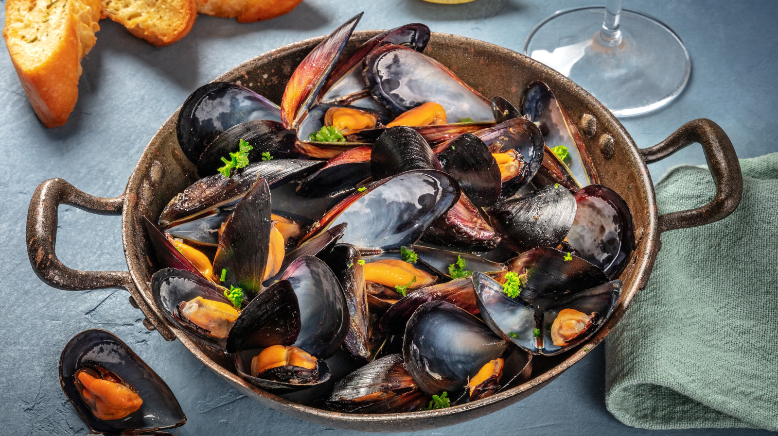 The Real Reason Shellfish-Related Food Poisoning Has Sharply Increased