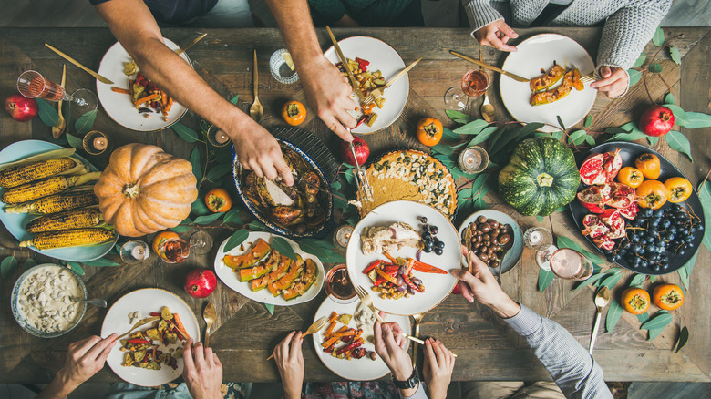 Thanksgiving diners