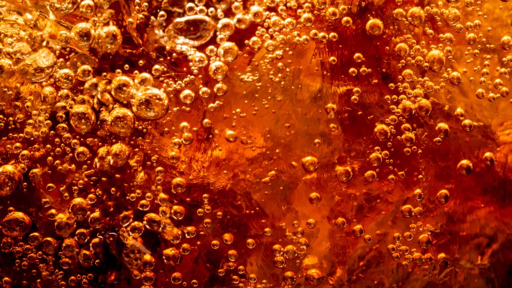 cola with bubbles