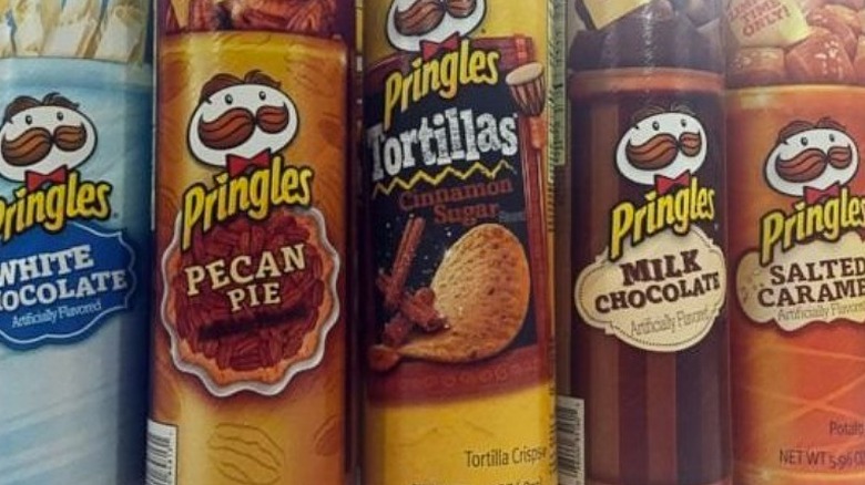 Variety of Pringle's dessert flavors 