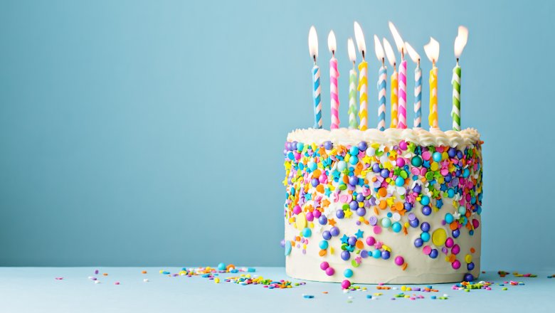 Lovely Happy Birthday Cake With Candles GIF | SuperbWishes.com