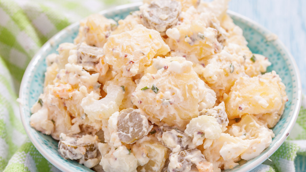 Creamy potato salad