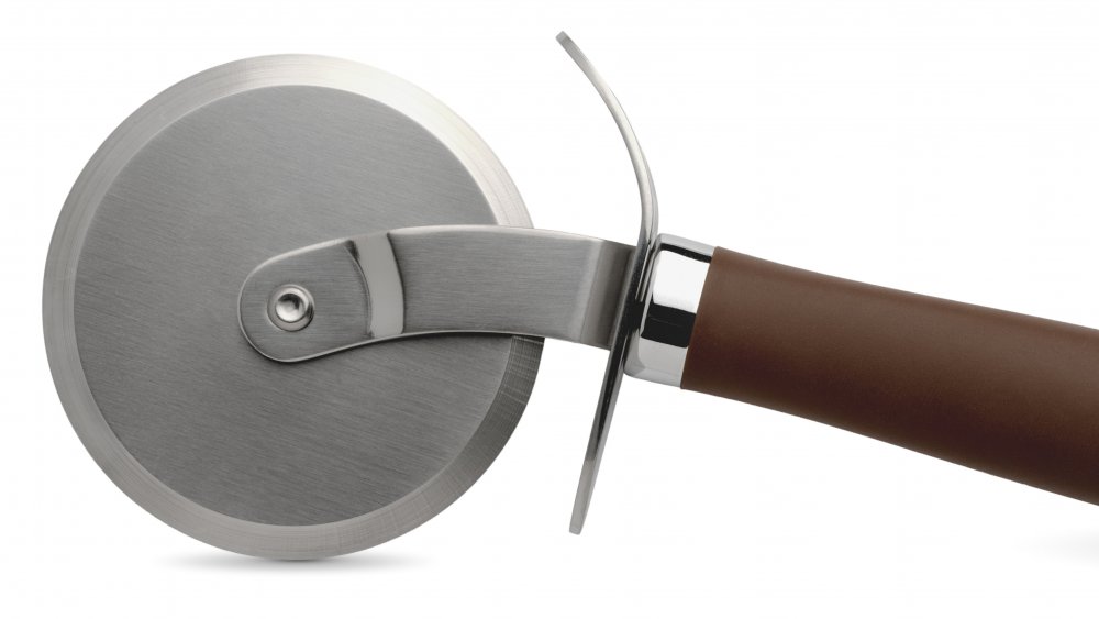 Pizza cutter