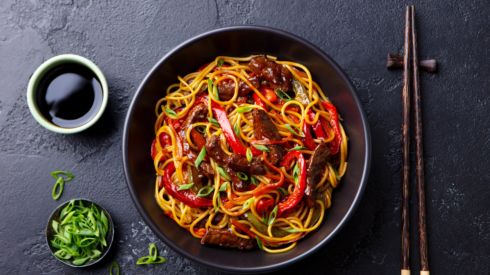 Stir fry beef and noodles