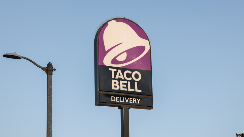 Taco Bell sign in California