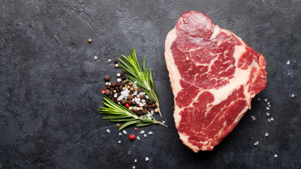 Fresh ribeye with spices