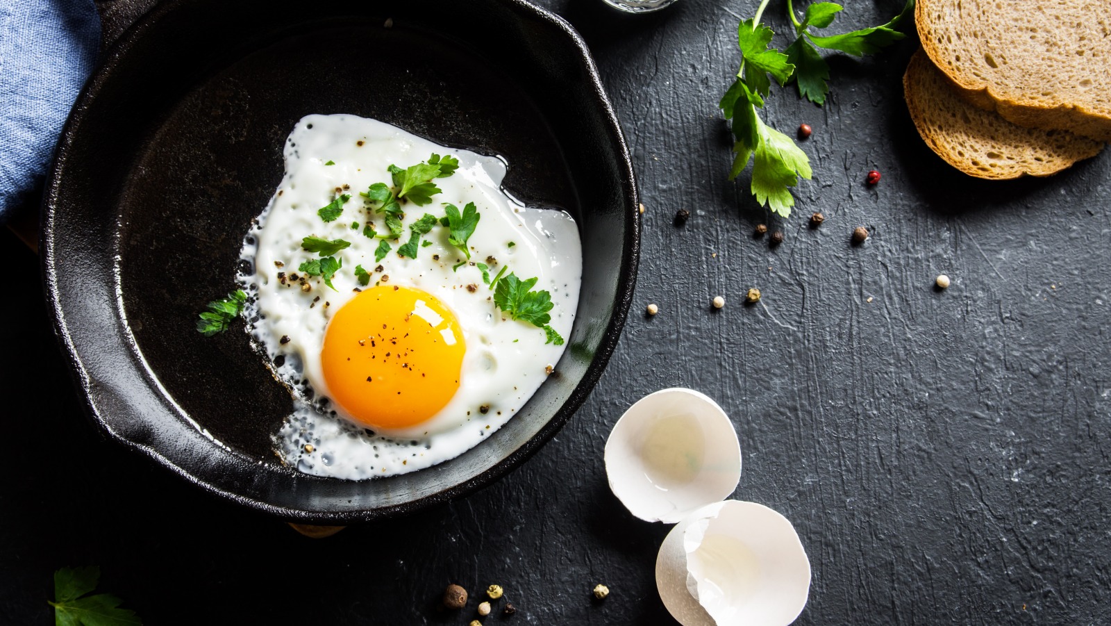 the-reason-colorful-egg-yolks-are-uncommon-in-the-us