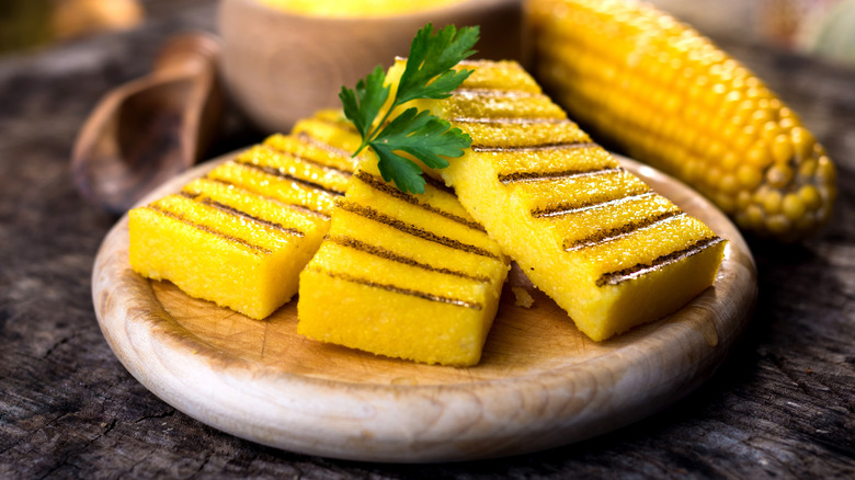 Grilled polenta with garnish