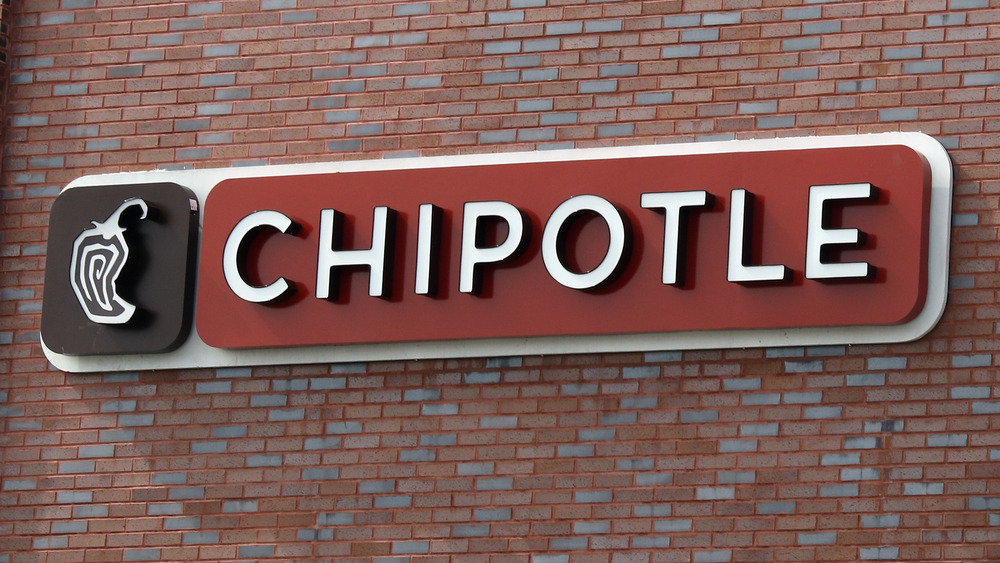 The outside of a Chipolte