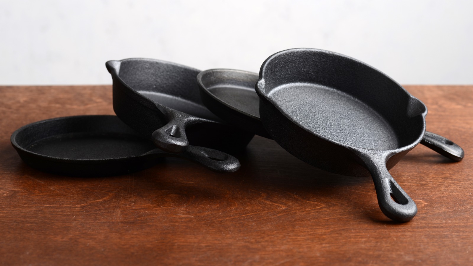 How to Make a Modern Cast-Iron Pan Smooth Like Antique Cookware