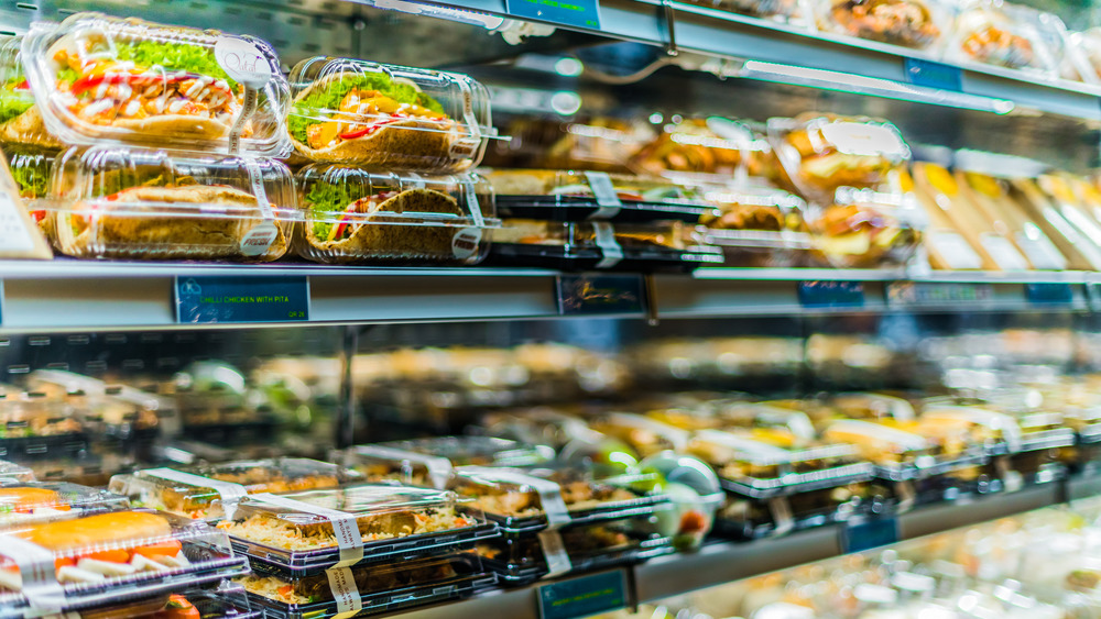 pre-packaged sandwiches in a convenience store cooler