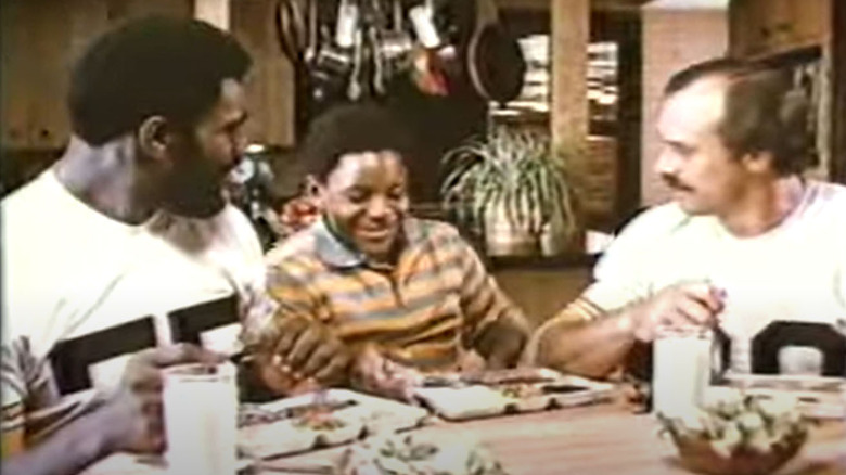 Hungry-Man ad featuring "Mean" Joe Greene and Rocky Bleier