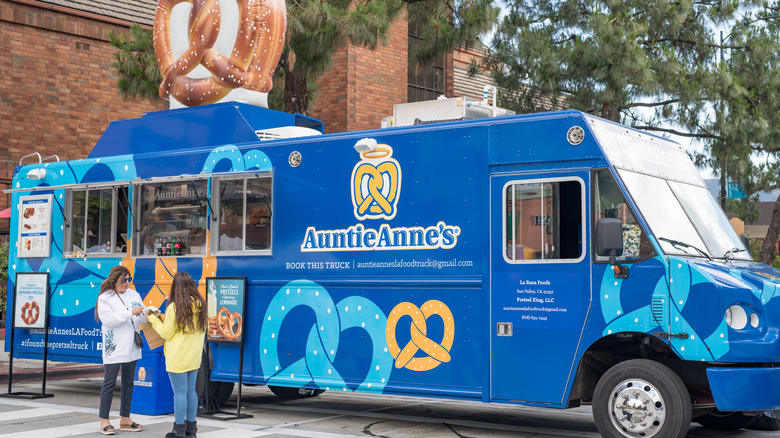 Auntie Anne's food truck