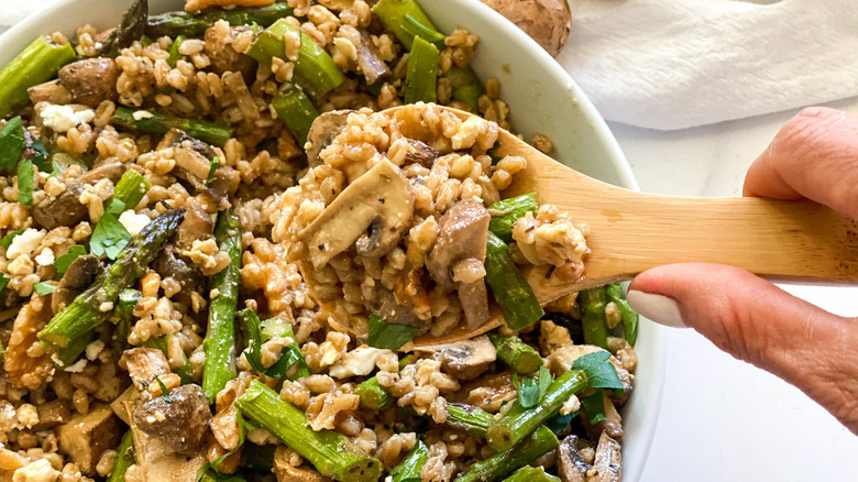 roasted mushroom salad in bowl