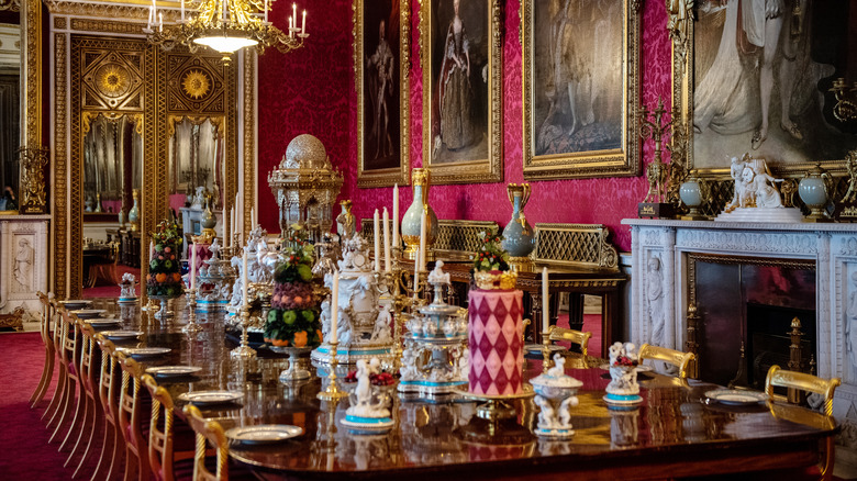 Fancy tea setting in a Buckingham palace dining room