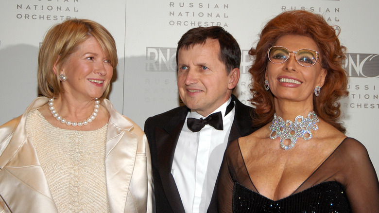 (L-R) Martha Stewart, Charles Simonyi, and Sophia Loren