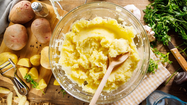 glass bowl of mashed potatoes