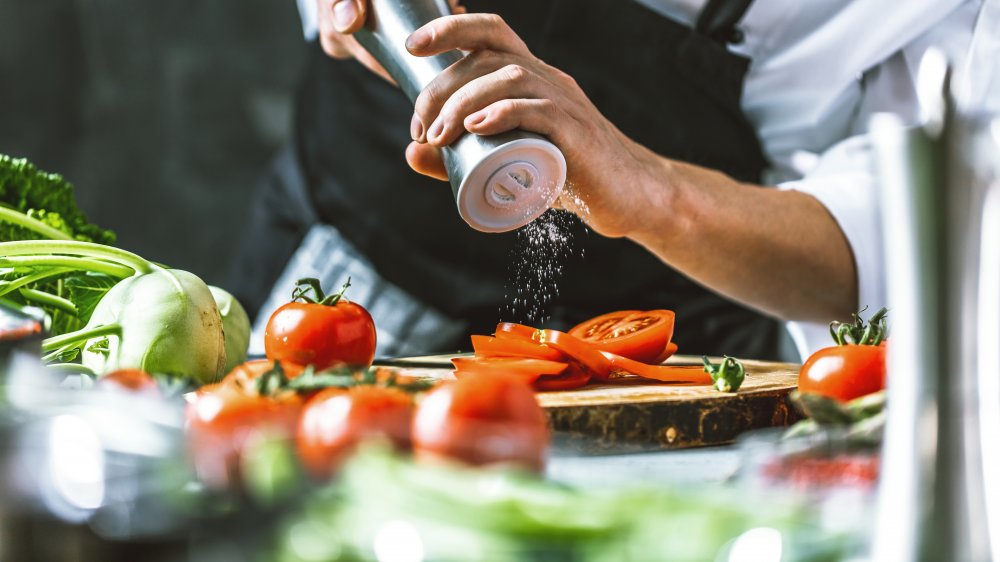 Salting tomatoes