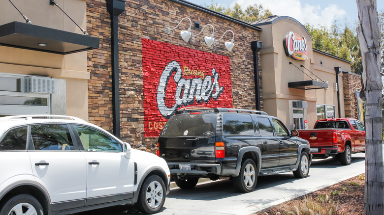 Costa Mesa, CA: Raising Cane's drivethrough