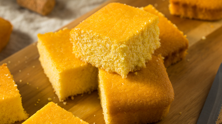 Cornbread on wooden board