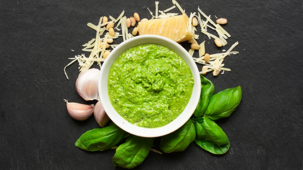 Basil pesto