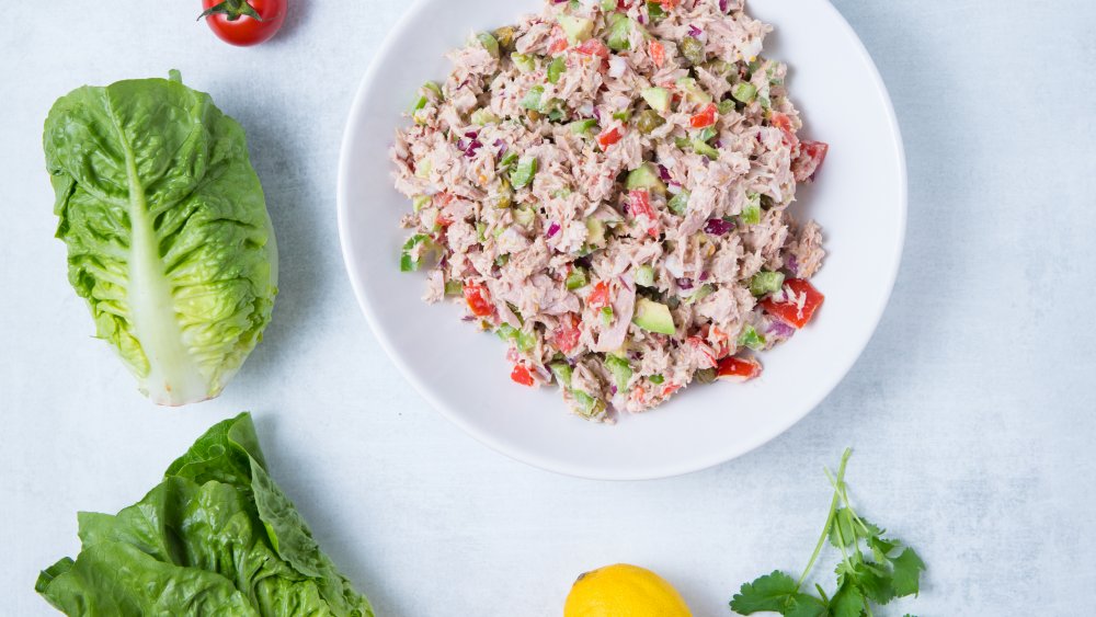 Tuna salad ingredients