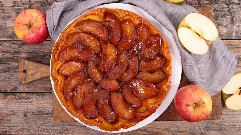 Tarte Tatin on a wooden table