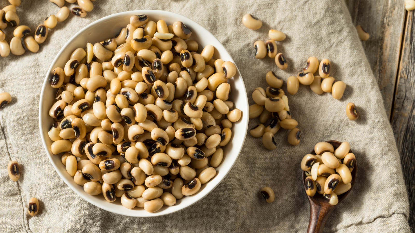 the-secret-trick-to-perfectly-cooked-black-eyed-peas