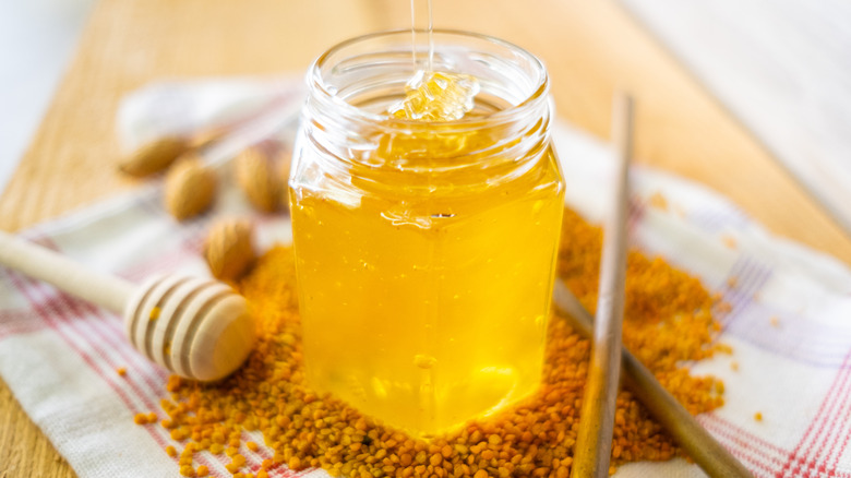 raw honey and bee pollen