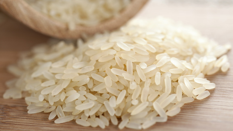 Uncooked rice