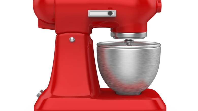 Stand mixer with bowl