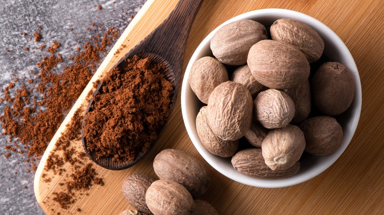 Ground and whole nutmeg