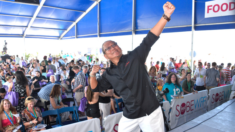 Masaharu Morimoto entertaining a crowd