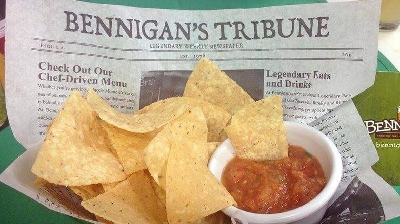 Bennigan's chips and salsa