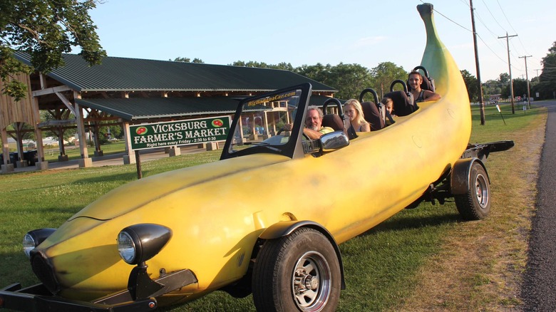 Big Banana Car