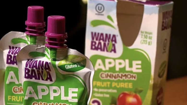 WanaBana cinnamon apple sauce packets