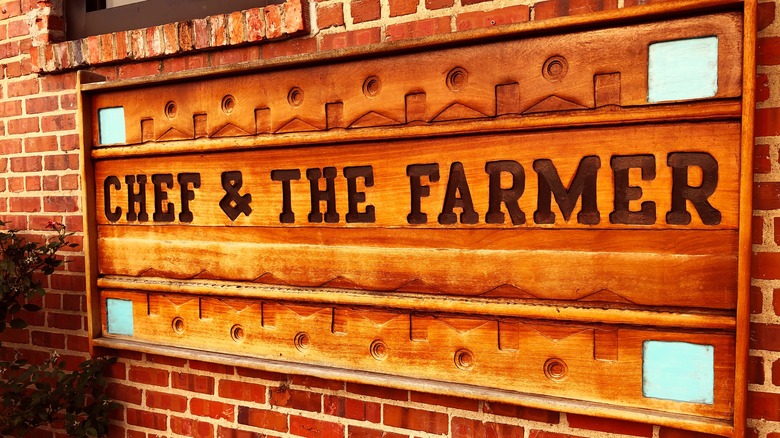 Chef & the farmer restaurant sign