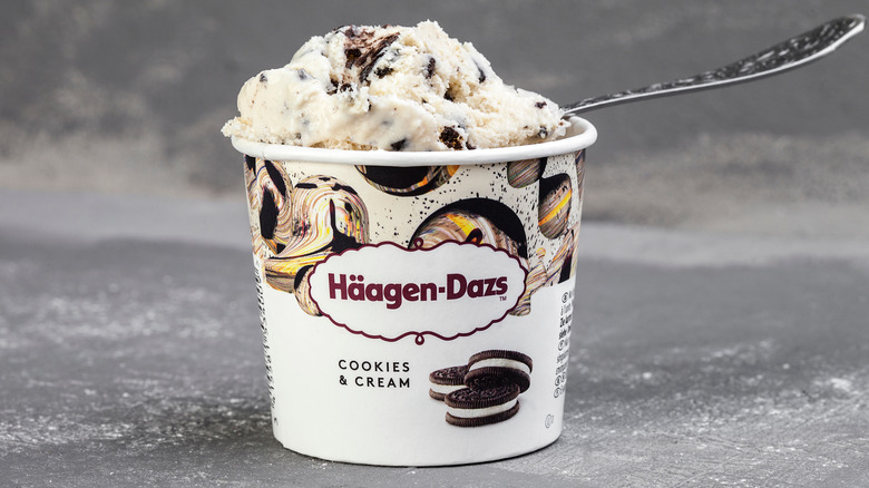 Häagen-Dazs cookies and cream