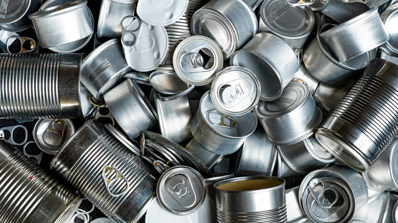 Empty aluminum cans