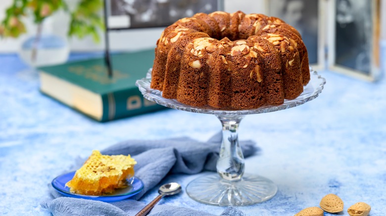 honey cake on cake stand