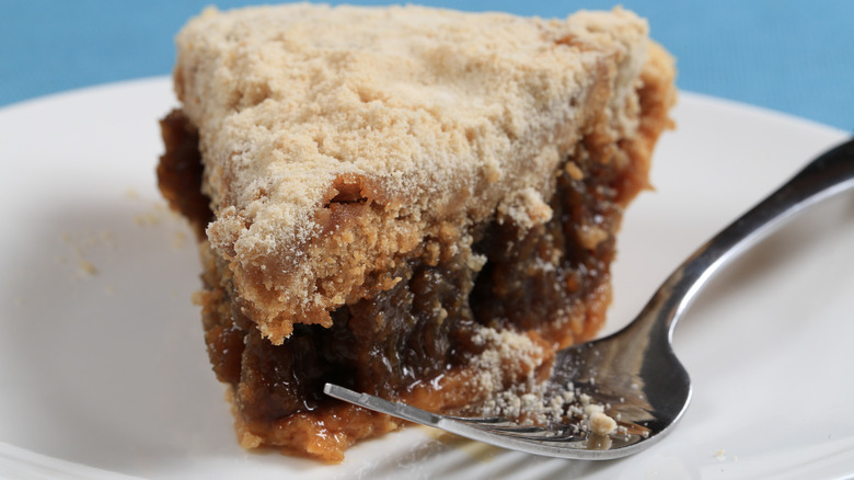 shoofly pie and fork on plate