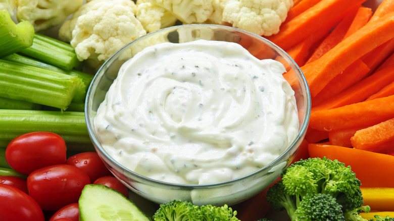 ranch dip on vegetable tray