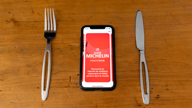 michelin guide, fork and knife