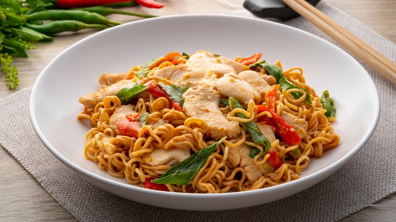 sliced pork stir fry with noodles