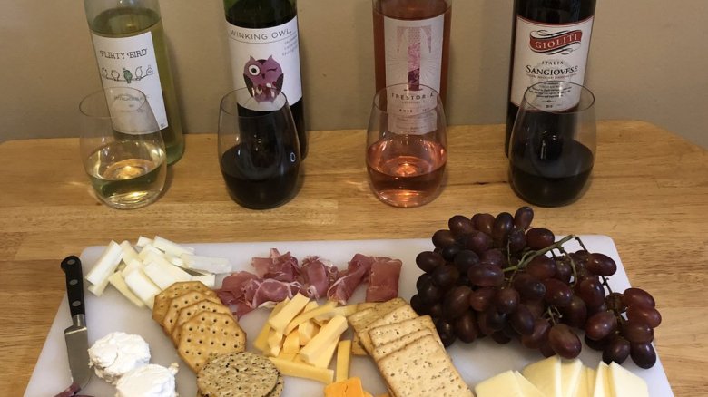 wines with heese plate 