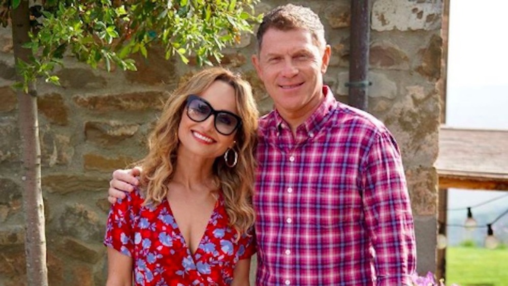 Bobby Flay and Giada De Laurentiis pose in Italy