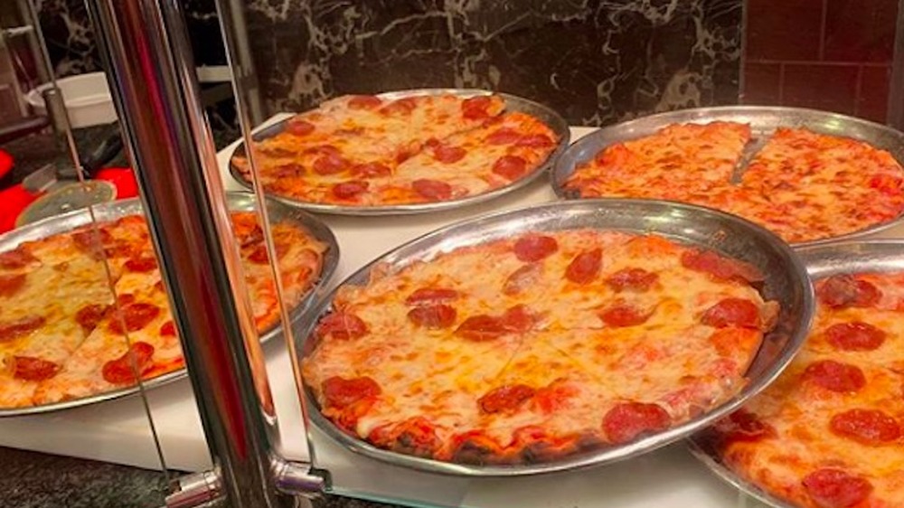 cruise ship Pizza Buffet