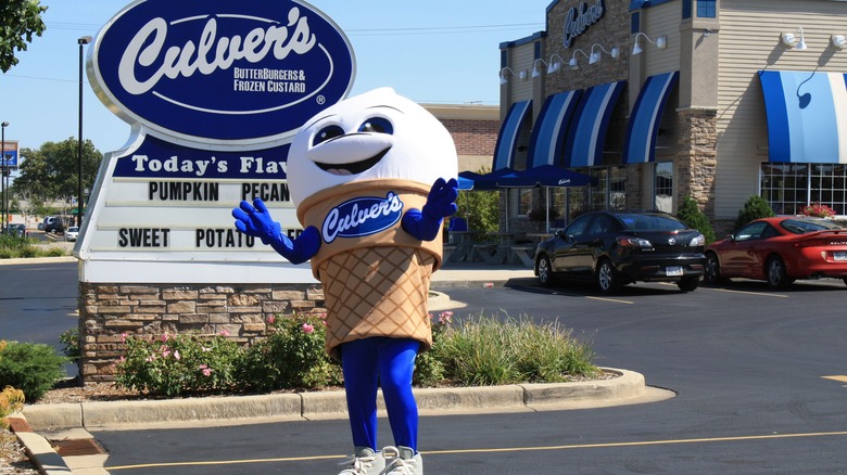 Scoopie outside a Culver's